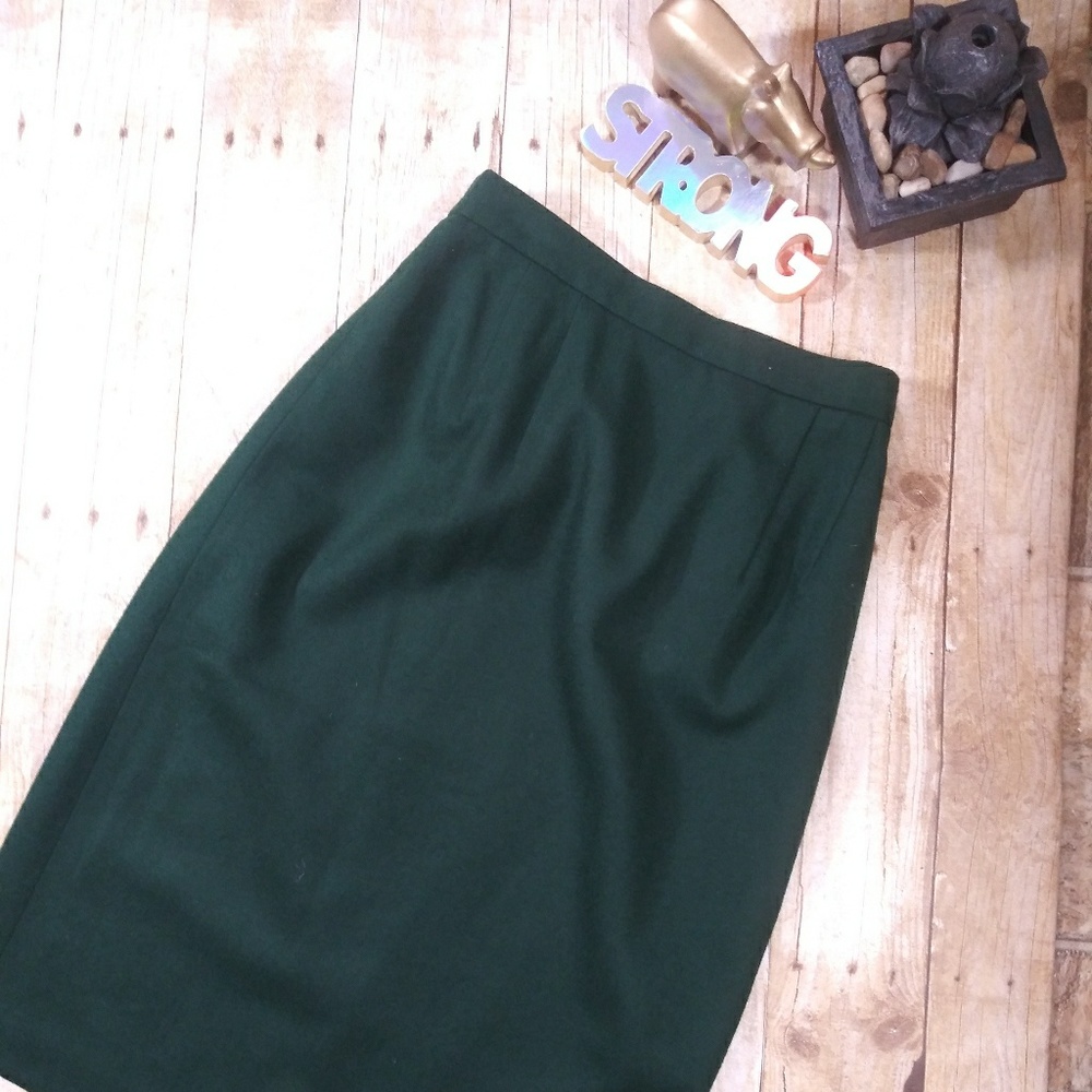 J.Crew Green sz 6 Skirt (B5)